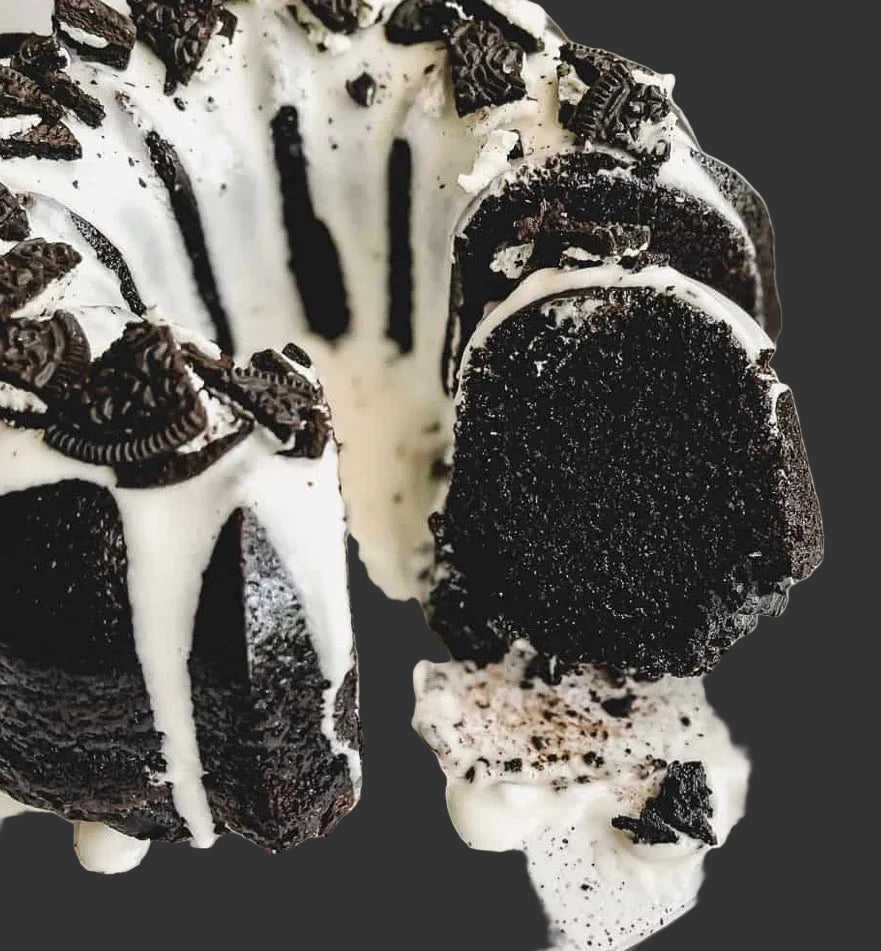 Cookies After Dark (Oreo Pound Cake)